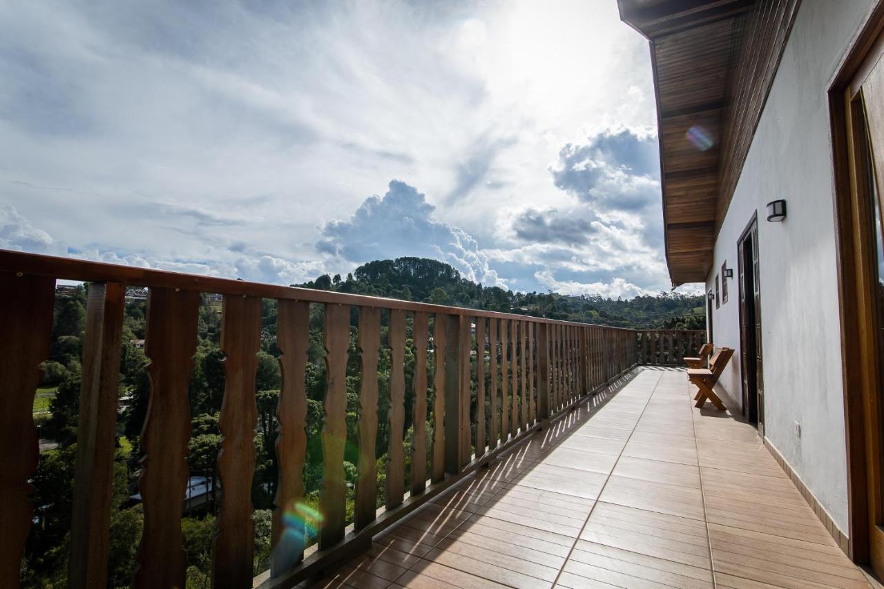 Pousada Villa Paty II Campos do Jordão Екстериор снимка