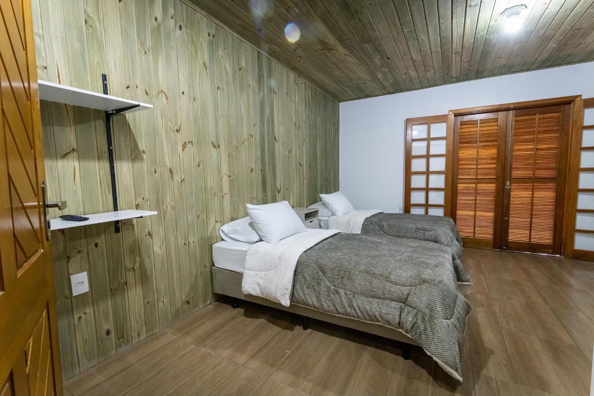 Pousada Villa Paty II Campos do Jordão Екстериор снимка